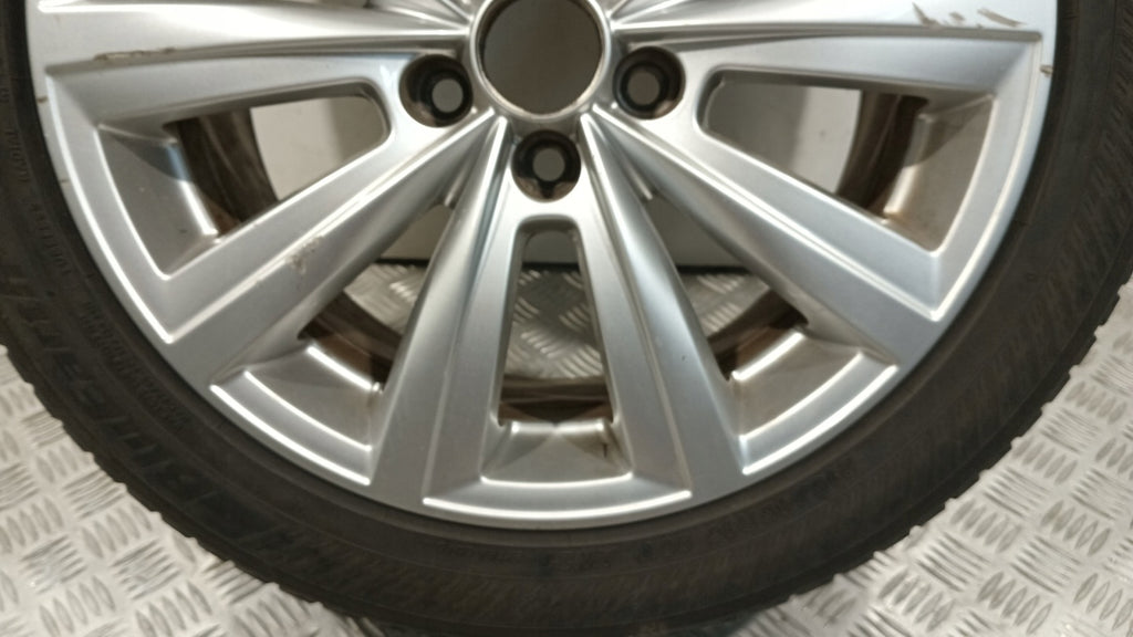 1x Alufelge 16 Zoll 7.0" 5x100 46ET Glanz Silber 6R0601025 VW Polo Rim Wheel FEL4985127791on