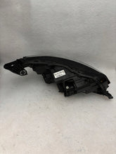 Laden Sie das Bild in den Galerie-Viewer, Frontscheinwerfer Peugeot 208 II 90200109 9833036380 LED Links Headlight SCH9856230464xb