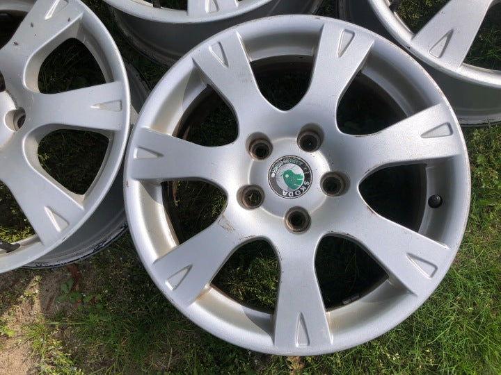 4x Alufelge 16 Zoll 6.5" 5x112 50ET 1Z0601025A Audi Octavia Rim Wheel FEL4802967986up