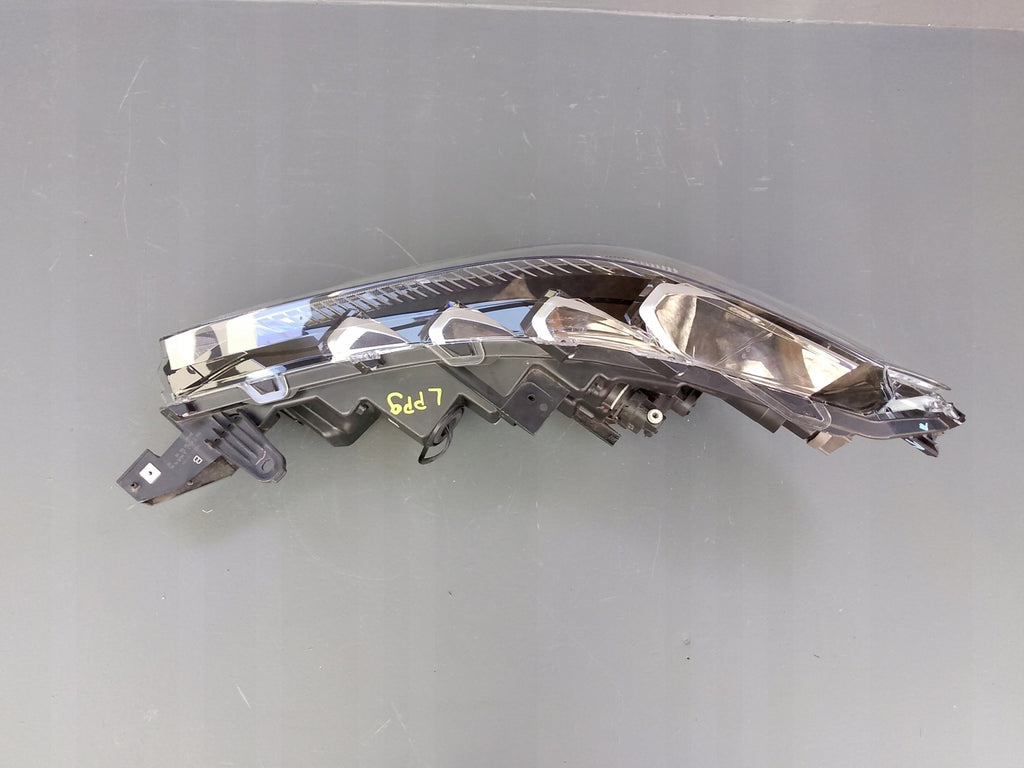 Frontscheinwerfer Toyota Corolla Rechts Scheinwerfer Headlight SCH4161311530ud