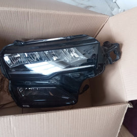 Frontscheinwerfer Skoda 57B941010 LED Rechts Scheinwerfer Headlight SCH7396269238rw