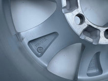 Load image into Gallery viewer, 1x Alufelge 17 Zoll 6.5" 6x139.7 15ET 20031906592W Toyota Rim Wheel FEL7479176712qh