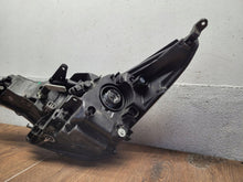 Laden Sie das Bild in den Galerie-Viewer, Frontscheinwerfer Toyota Avensis Rechts Scheinwerfer Headlight SCH1390601778ua