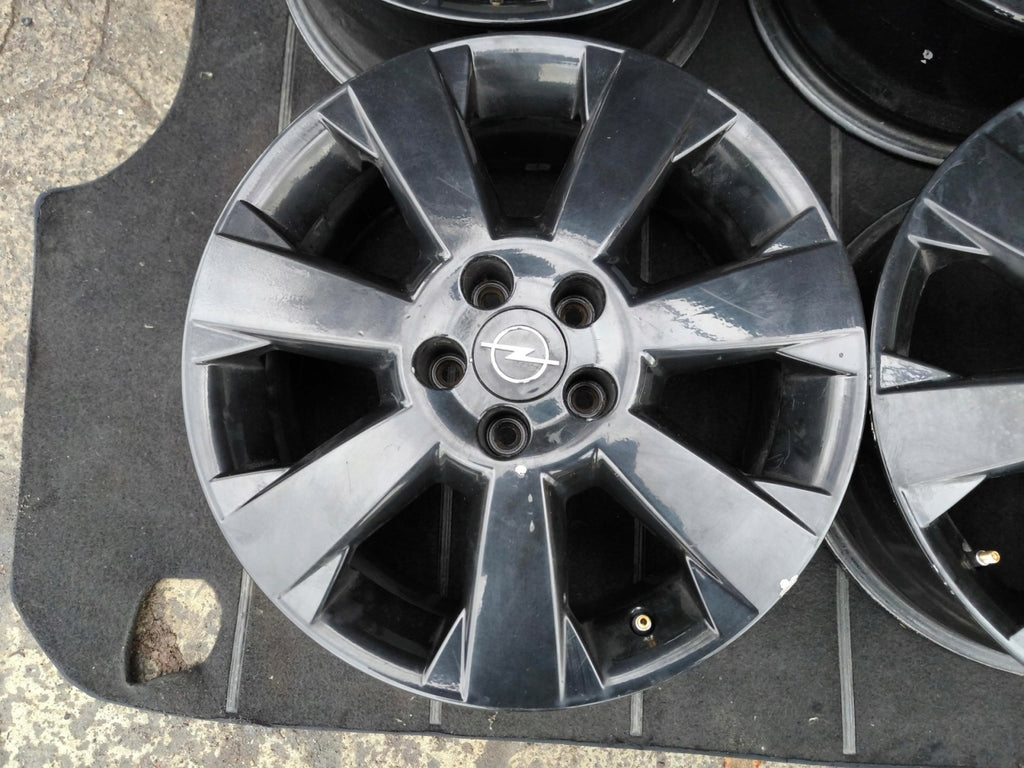4x Alufelge 17 Zoll 7.0" 5x110 41ET Opel Signum Vectra Zafira Meriva Rim Wheel FEL4348402885cc