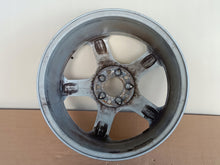 Laden Sie das Bild in den Galerie-Viewer, 1x Alufelge 17 Zoll 7.5" 5x112 47 5ET A2044010004 Mercedes-Benz Rim Wheel FEL3218802457lk