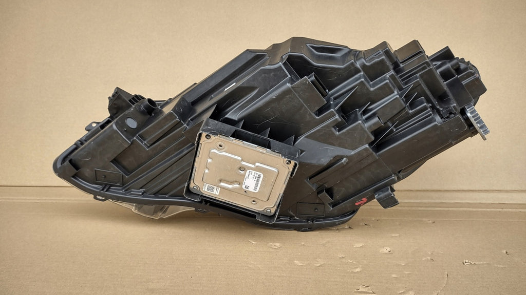 Frontscheinwerfer Ford Kuga III LV4B-13E014-FG LED Rechts Scheinwerfer Headlight