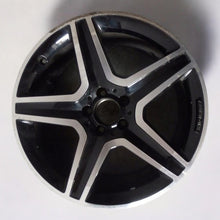 Laden Sie das Bild in den Galerie-Viewer, 1x Alufelge 19 Zoll 8.0&quot; 5x112 43,5ET A1564010600 Mercedes-Benz Gla Rim Wheel