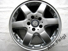 Laden Sie das Bild in den Galerie-Viewer, 1x Alufelge 17 Zoll 8.5&quot; 5x112 52ET Glanz Silber A1634012702 Mercedes-Benz