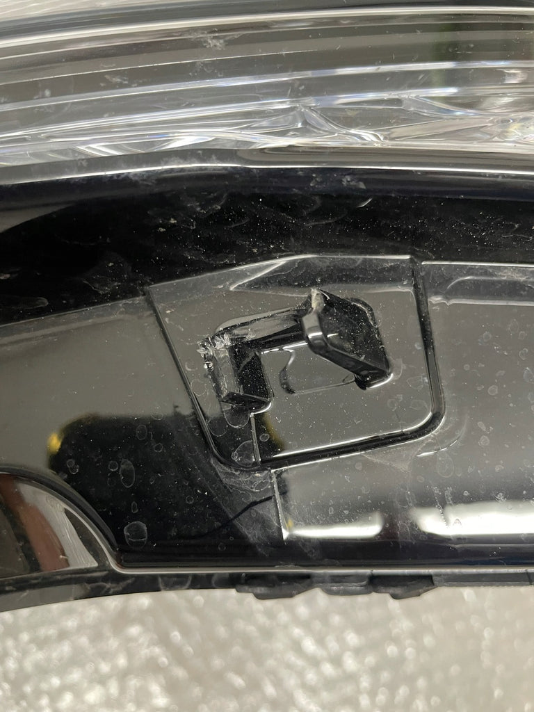 Frontscheinwerfer Skoda Superb III 3V1941015C LED Ein Stück (Rechts oder Links)