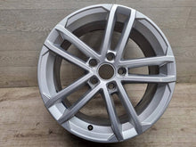 Laden Sie das Bild in den Galerie-Viewer, 1x Alufelge 17 Zoll 7.5" 5x112 49ET Glanz Silber 5G0601025AP VW Golf Vii FEL4824025208iq