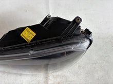 Laden Sie das Bild in den Galerie-Viewer, Frontscheinwerfer Skoda Yeti 5L1941015D Links Scheinwerfer Headlight