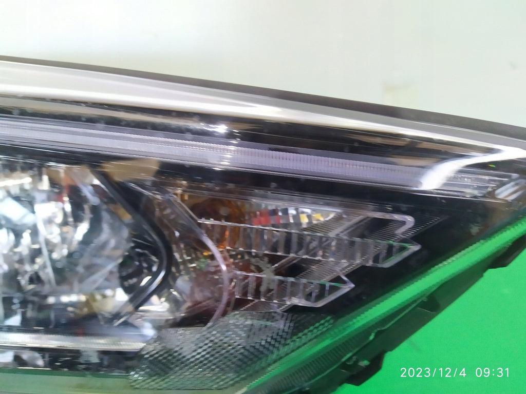 Frontscheinwerfer Hyundai Tucson 92102D7500 Rechts Scheinwerfer Headlight