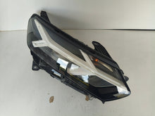 Laden Sie das Bild in den Galerie-Viewer, Frontscheinwerfer Dacia Sandero III Logan Jogger 260107978R Full LED Rechts