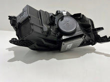 Load image into Gallery viewer, Frontscheinwerfer Skoda Fabia III 6V1941015 Links Scheinwerfer Headlight