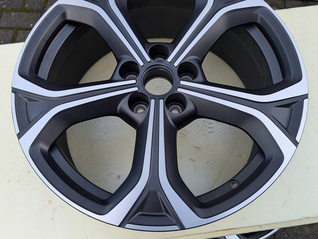 1x Alufelge 20 Zoll 8.5" 5x120 43ET P0225283 Rim Wheel