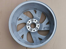 Laden Sie das Bild in den Galerie-Viewer, 1x Alufelge 16 Zoll 6.5" 5x108 47ET 9677089977 Citroën C4 Grand Picasso FEL2496583412dp