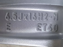 Laden Sie das Bild in den Galerie-Viewer, 1x Alufelge 16 Zoll 6.5&quot; 5x112 40ET 82A601025C Audi A1 Rim Wheel