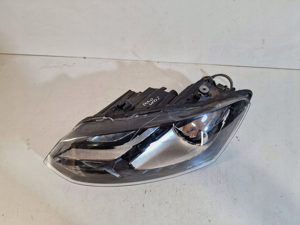 Frontscheinwerfer VW Polo 90042189 Links Scheinwerfer Headlight SCH6696686502bw