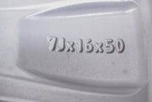 Laden Sie das Bild in den Galerie-Viewer, 1x Alufelge 16 Zoll 7.0&quot; 5x108 50ET Silber 31381194 Volvo S60 S80 C30 S40 V50