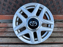 Load image into Gallery viewer, 1x Alufelge 15 Zoll 5.0" 4x100 39ET Glanz Silber HL49431BM Toyota Yaris FEL7113577703wq