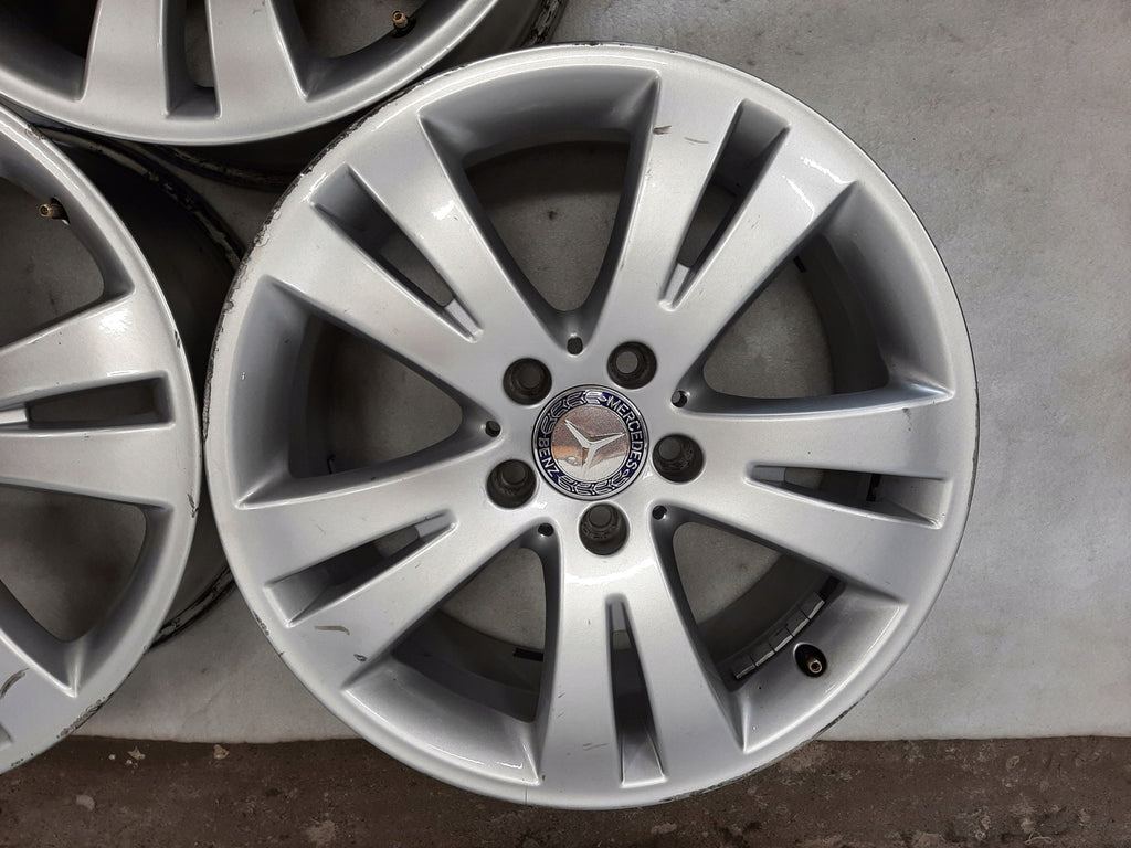 4x Alufelge 17 Zoll 7.5" 5x112 47ET Silber A2044010402 Mercedes-Benz W204