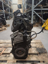 Laden Sie das Bild in den Galerie-Viewer, Motor Audi Skoda VW CLHA CLHB 1.6 TDI 54TKm 2015 Diesel Engine Unkomplett