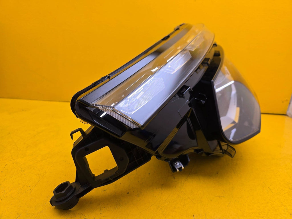 Frontscheinwerfer Skoda Kamiq 656941015C LED Links Scheinwerfer Headlight SCH2307438611bf