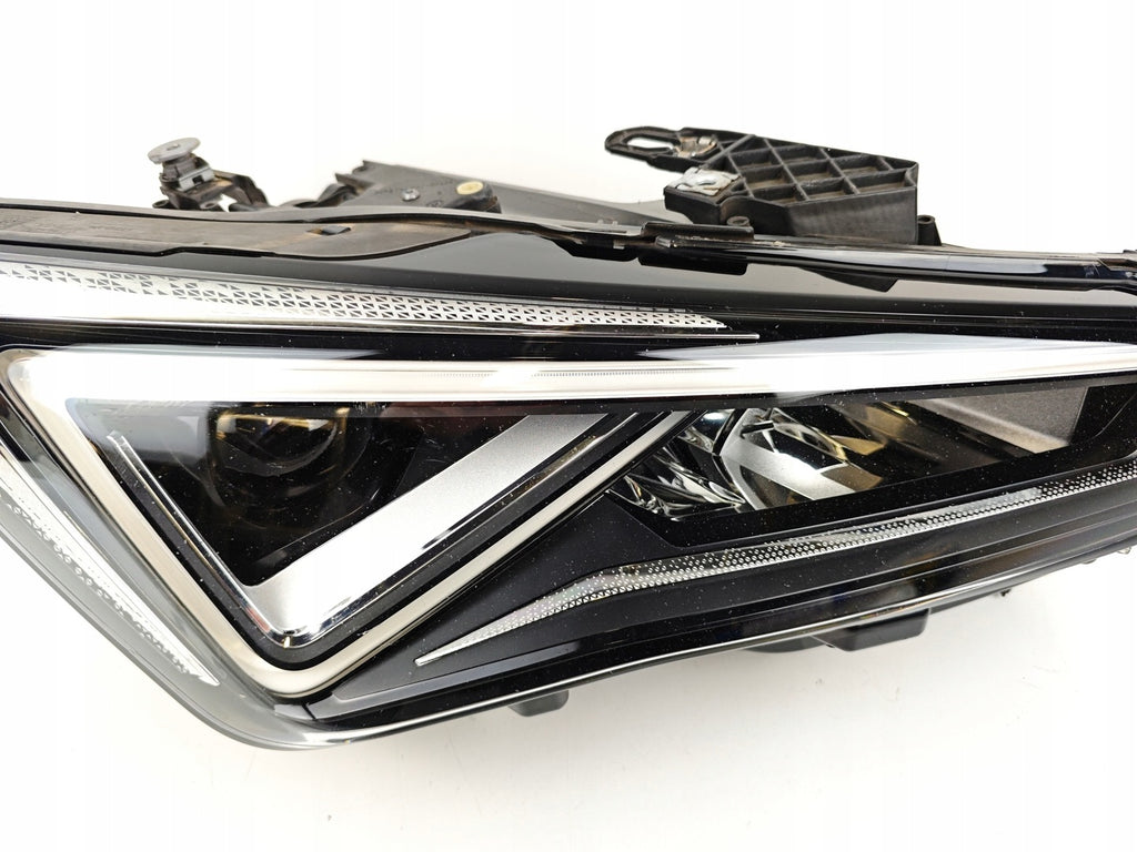 Frontscheinwerfer Seat Leon 5FB941008 Full LED Rechts Scheinwerfer Headlight SCH4673137137ux