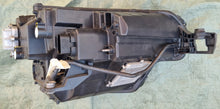 Laden Sie das Bild in den Galerie-Viewer, Frontscheinwerfer Skoda Karoq 57B941035 Links Scheinwerfer Headlight SCH6742632596fc