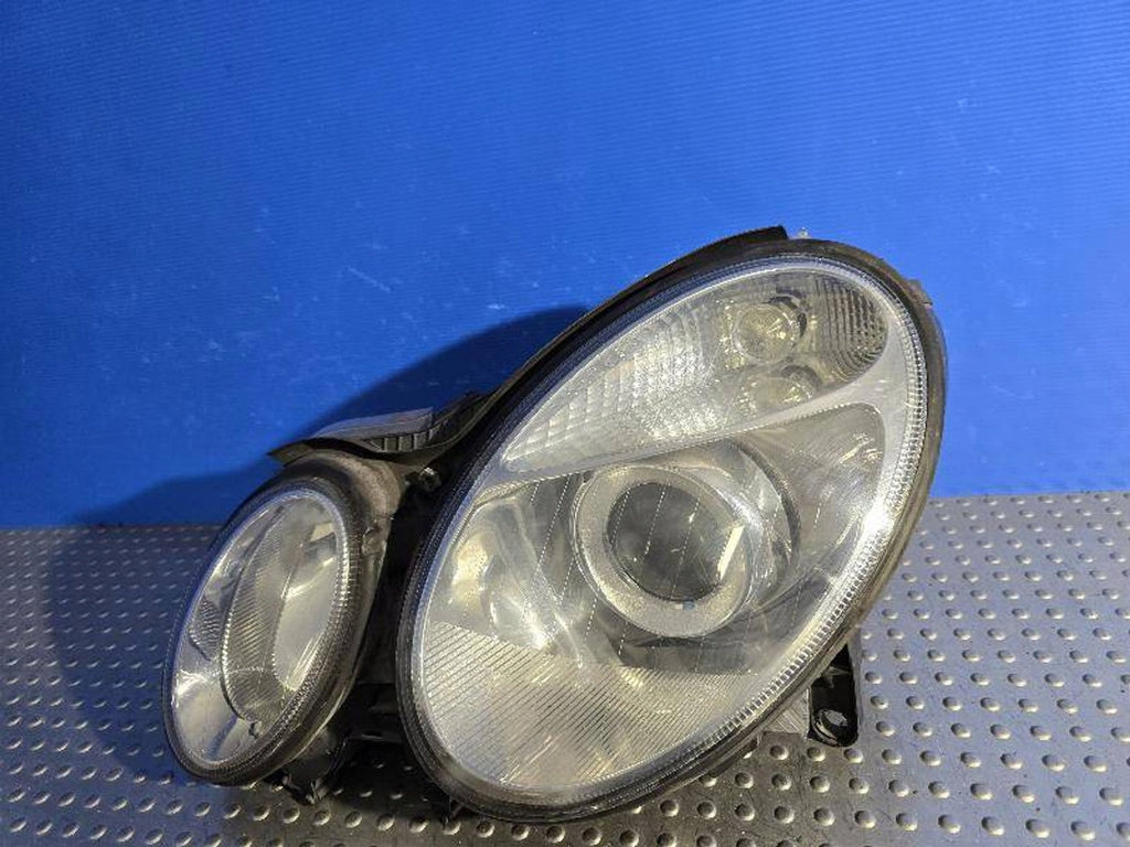 Frontscheinwerfer Mercedes-Benz W211 FOY7995 Links Scheinwerfer Headlight SCH8834017129mb