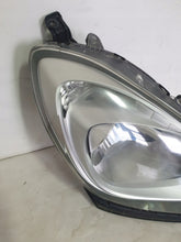 Laden Sie das Bild in den Galerie-Viewer, Frontscheinwerfer Honda Jazz III FALSE Scheinwerfer Headlight SCH9606042526ji