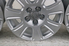 Laden Sie das Bild in den Galerie-Viewer, 1x Alufelge 16 Zoll 6.5&quot; 5x112 33ET Glanz Silber 8U0601025 Audi A4 Q3 Rim Wheel