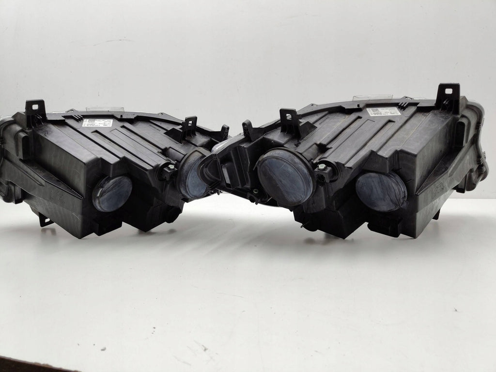 Frontscheinwerfer Mercedes-Benz Sprinter A9109060000 Ein Satz Headlight SCH7849792000un