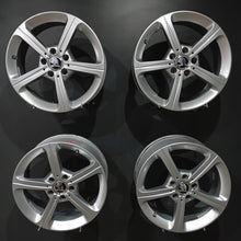 Laden Sie das Bild in den Galerie-Viewer, 4x Alufelge 17 Zoll 6.5" 5x112 44ET Glanz A1774011200 Mercedes-Benz Octavia I FEL4400543140tg