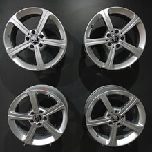 Laden Sie das Bild in den Galerie-Viewer, 4x Alufelge 17 Zoll 6.5" 5x112 44ET Glanz A1774011200 Mercedes-Benz Octavia I FEL4400543140tg