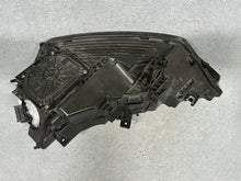 Laden Sie das Bild in den Galerie-Viewer, Frontscheinwerfer Audi A8 D5 4N0941036 LED Rechts Scheinwerfer Headlight