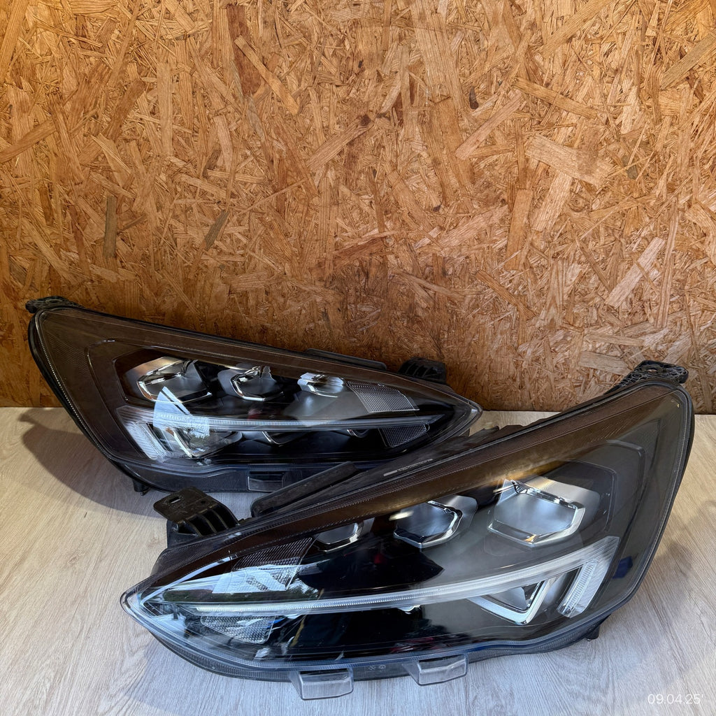 Frontscheinwerfer Ford Focus JX7B-13E014-CD JX7B-13E015-CD LED Ein Satz SCH6861652129ul