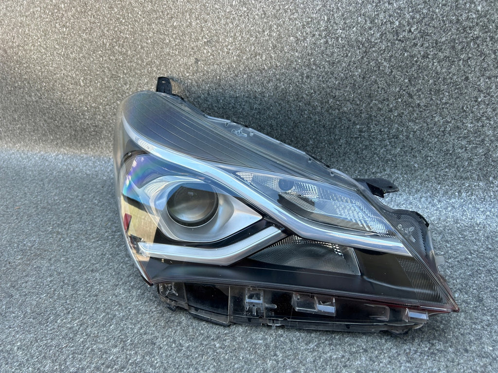 Frontscheinwerfer Toyota Yaris Rechts Scheinwerfer Headlight SCH6255119249fm