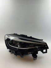 Laden Sie das Bild in den Galerie-Viewer, Frontscheinwerfer VW I 11B941006A Rechts Scheinwerfer Headlight SCH1957403963ct