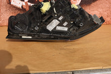 Laden Sie das Bild in den Galerie-Viewer, Frontscheinwerfer BMW 5 G31 G30 5A388F1-01 Laser Links Scheinwerfer Headlight