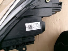 Laden Sie das Bild in den Galerie-Viewer, Frontscheinwerfer Opel Crossland X 39153539 Rechts Scheinwerfer Headlight SCH2740456063dg