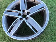Load image into Gallery viewer, 1x Alufelge 19 Zoll 8.0" 5x112 49ET 8V0601025AS Audi A3 Rim Wheel FEL8857046560jv