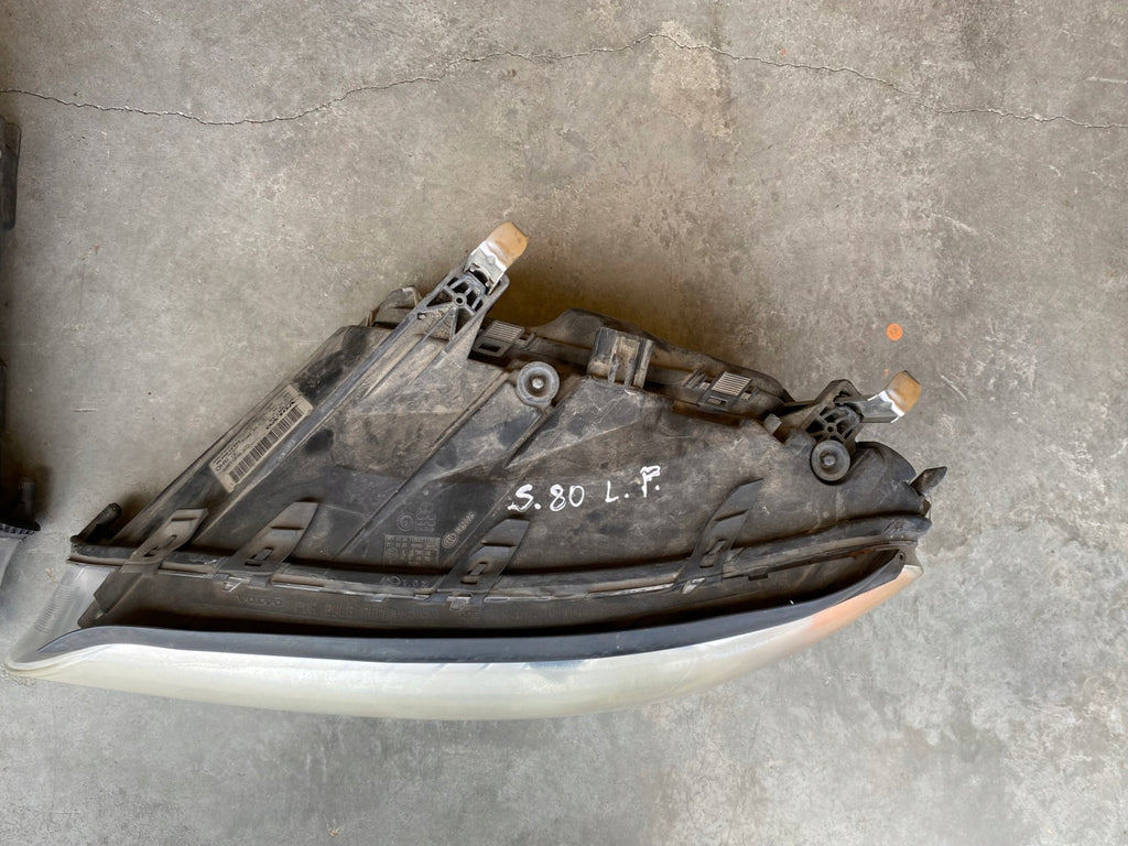 Frontscheinwerfer Volvo S80 30796135 Ein Stück (Rechts oder Links) Headlight SCH5435328379zp
