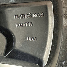 Load image into Gallery viewer, 1x Alufelge 18 Zoll 7.5&quot; 5x112 48ET Glanz Schwarz 5E3601025AD Skoda Octavia