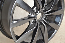 Load image into Gallery viewer, 1x Alufelge 17 Zoll 6.0" 5x112 48ET Glanz Silber 5G0601025K VW Rim Wheel FEL5784575201ru