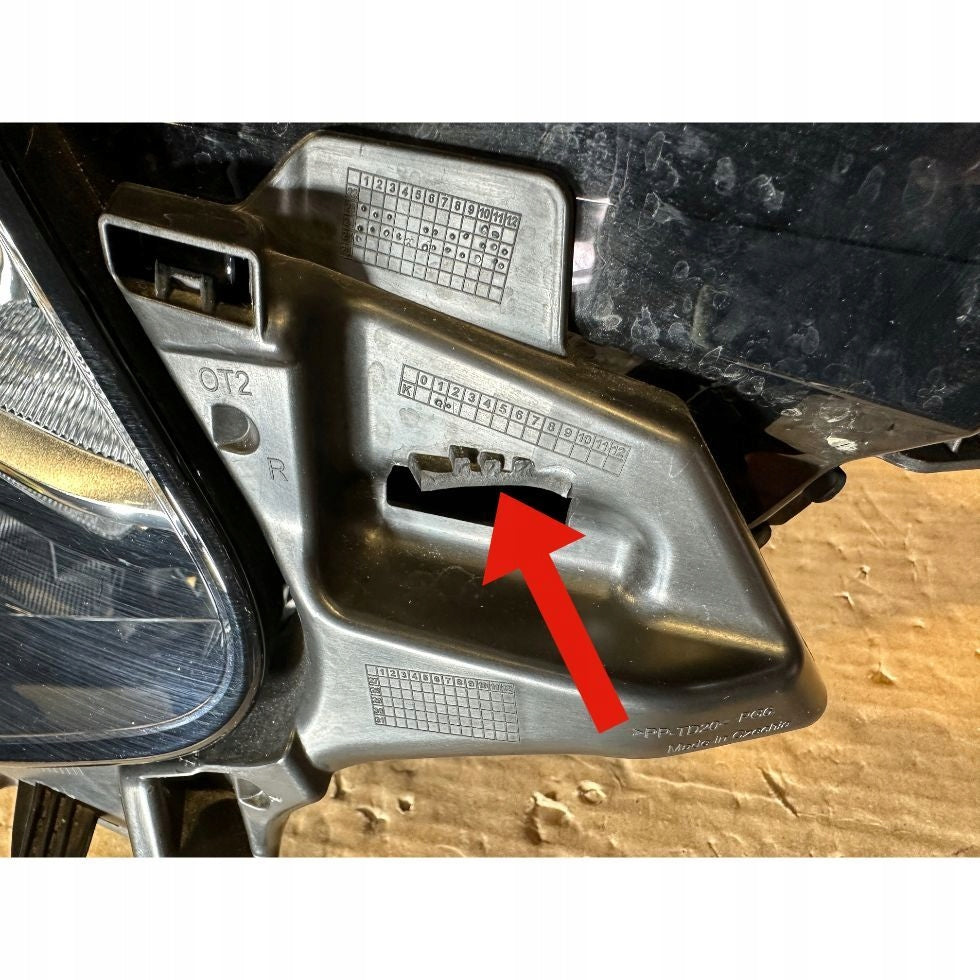 Frontscheinwerfer Skoda Kamiq 655941016B Rechts Scheinwerfer Headlight SCH4247264751zn