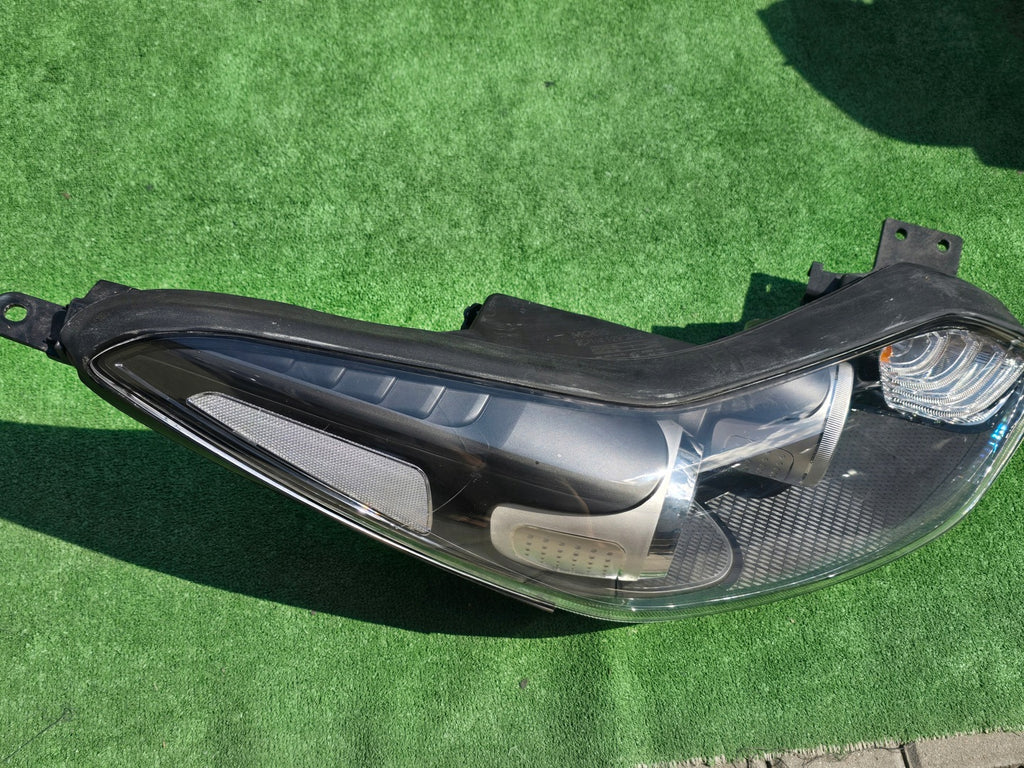 Frontscheinwerfer Kia Sportage 92102-F1110 Xenon Rechts Scheinwerfer Headlight SCH5326092052ku
