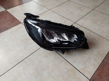 Load image into Gallery viewer, Frontscheinwerfer Peugeot 208 II 9833036180 Rechts Scheinwerfer Headlight