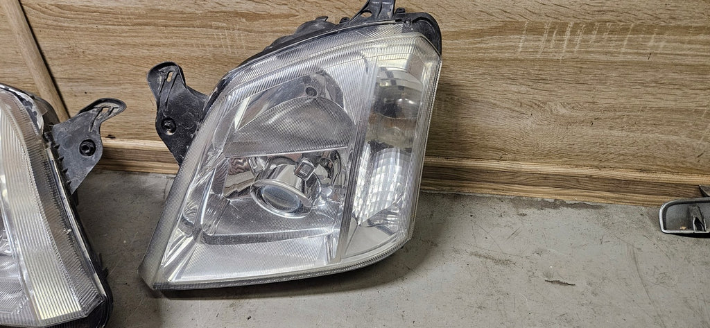 Frontscheinwerfer Opel Meriva A 93321054 Xenon Links Scheinwerfer Headlight SCH3359139592di