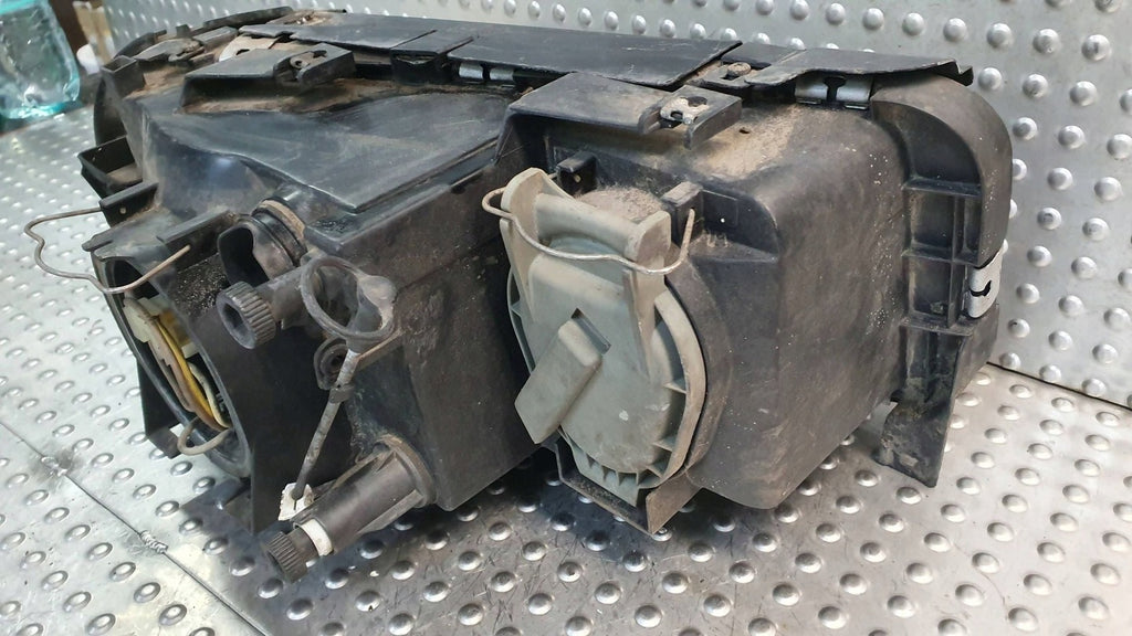 Frontscheinwerfer Audi 200 AWU16626 Links Scheinwerfer Headlight SCH3116665131hh
